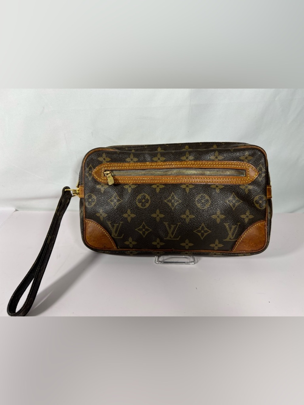 7025: Louis Vuitton Monogram Toiletry Clutch Wristlet Vintage LV Pouch